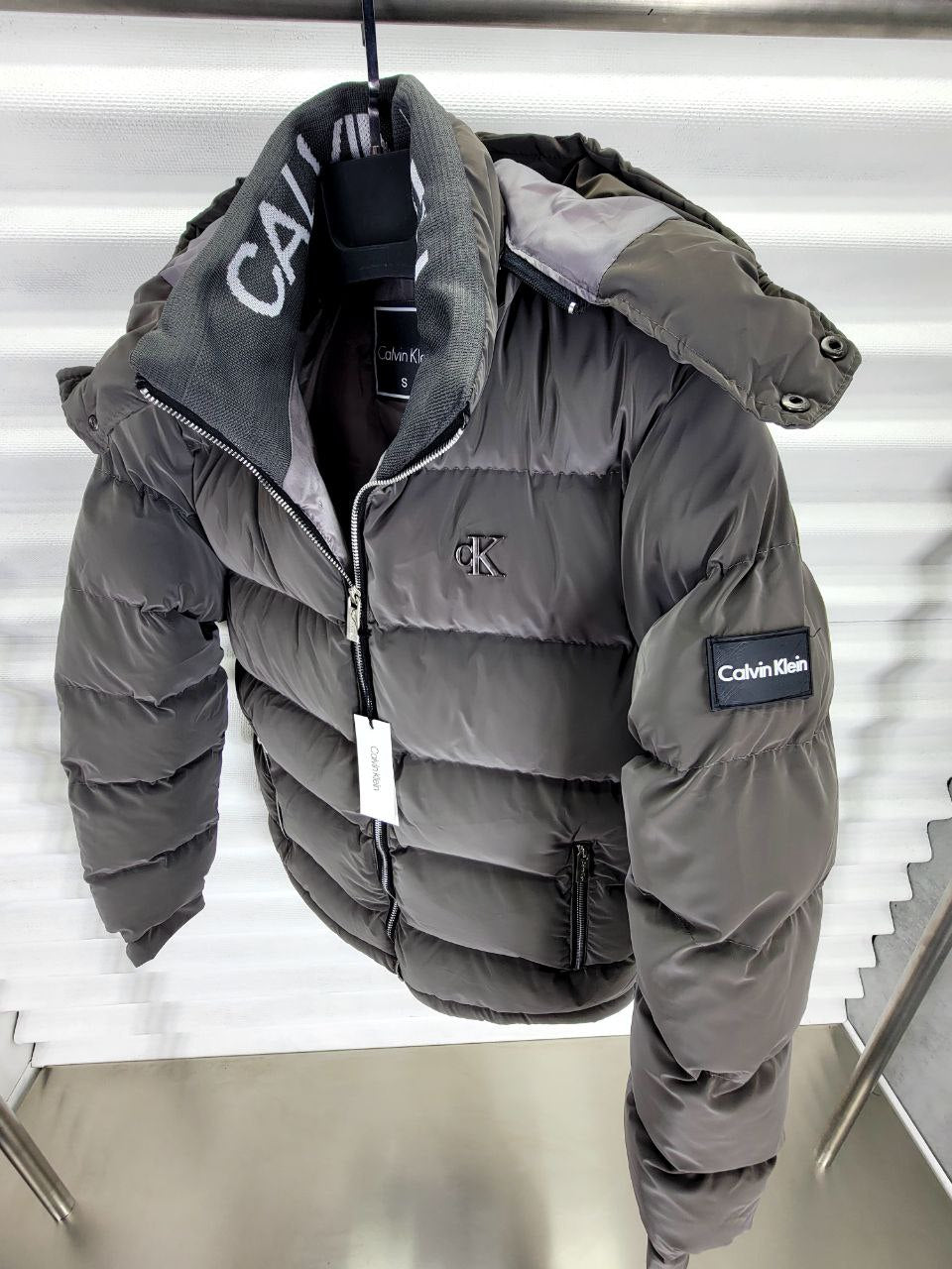 puffer calvin klein grey-CKL03